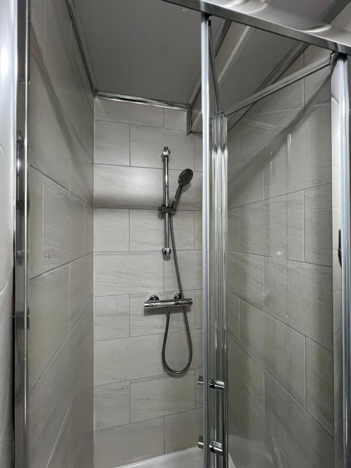 Beautiful And Cosy Double Ensuite Homestay *